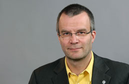 Prof. Dr. Ronnie Sch&ouml;b